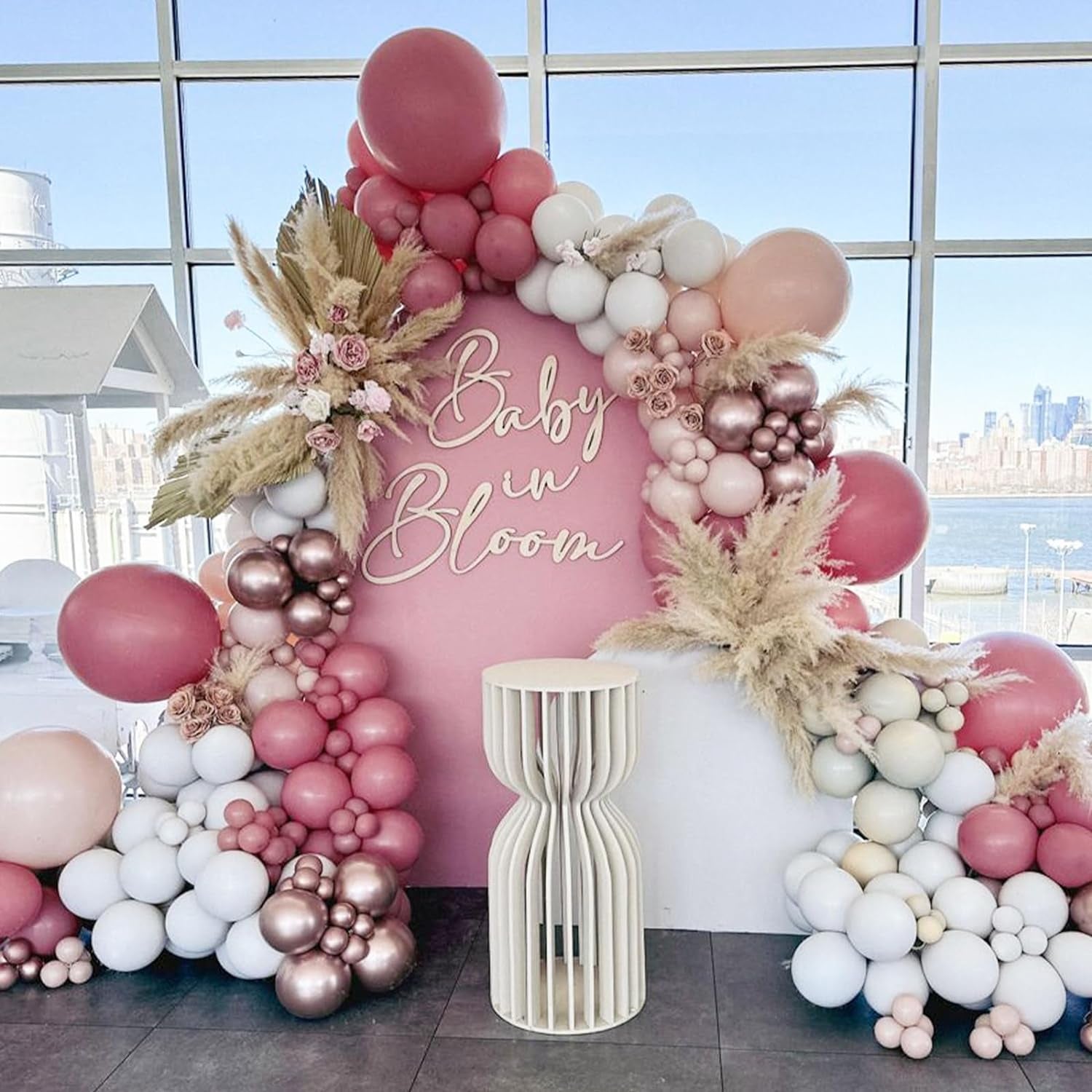 129Pcs Retro Hot Pink Balloons Latex Balloons Different Sizes 18 12 10 5 Inch Party Balloon Kit for Valentine'S Day Birthday Baby Shower Wedding Princess Theme Party Decoration