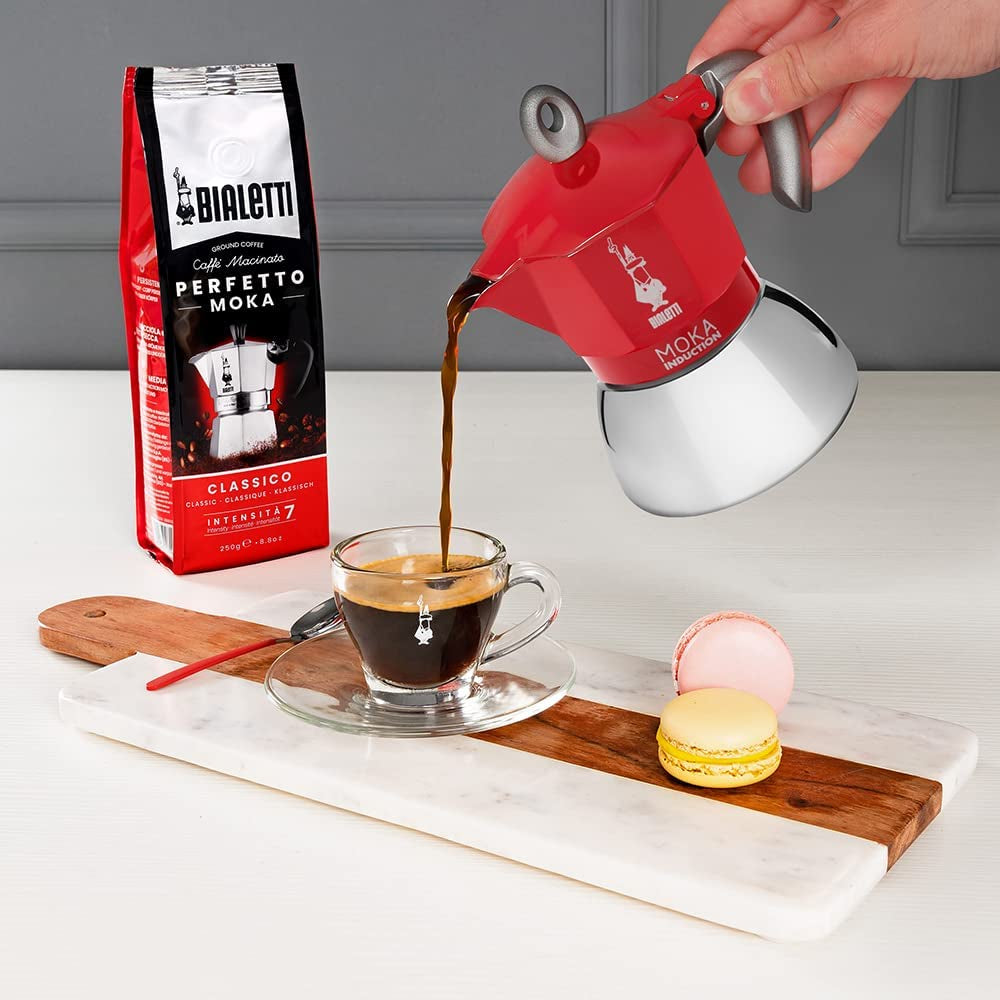 - Moka Induction, Moka Pot, Suitable for All Types of Hobs, 4 Cups Espresso (5.7 Oz), Red