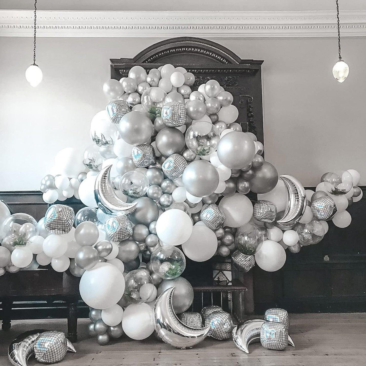 129Pcs Metallic Silver Balloons Latex Balloons Different Sizes 18 12 10 5 Inches Party Balloon Kit for Birthday Party Graduation Baby Shower Wedding Holiday Easter Decoration