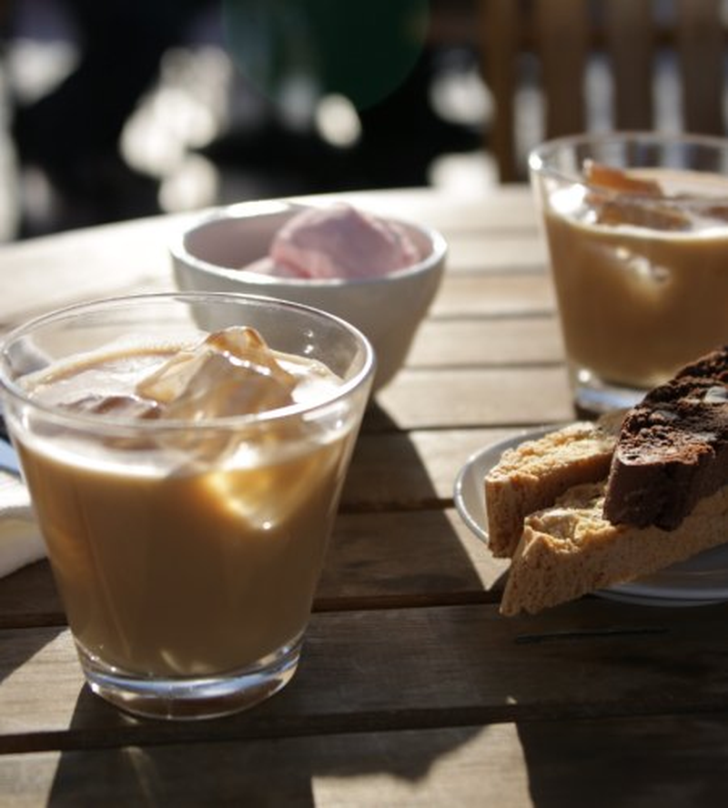 Dek Whole Bean Coffee Blend, Decaffeinated Dark Espresso Roast, 1.1-Pound Bag , Authentic Italian, Blended and Roasted in Italy, Creamy with Smooth Flavor and Exceptional Aroma