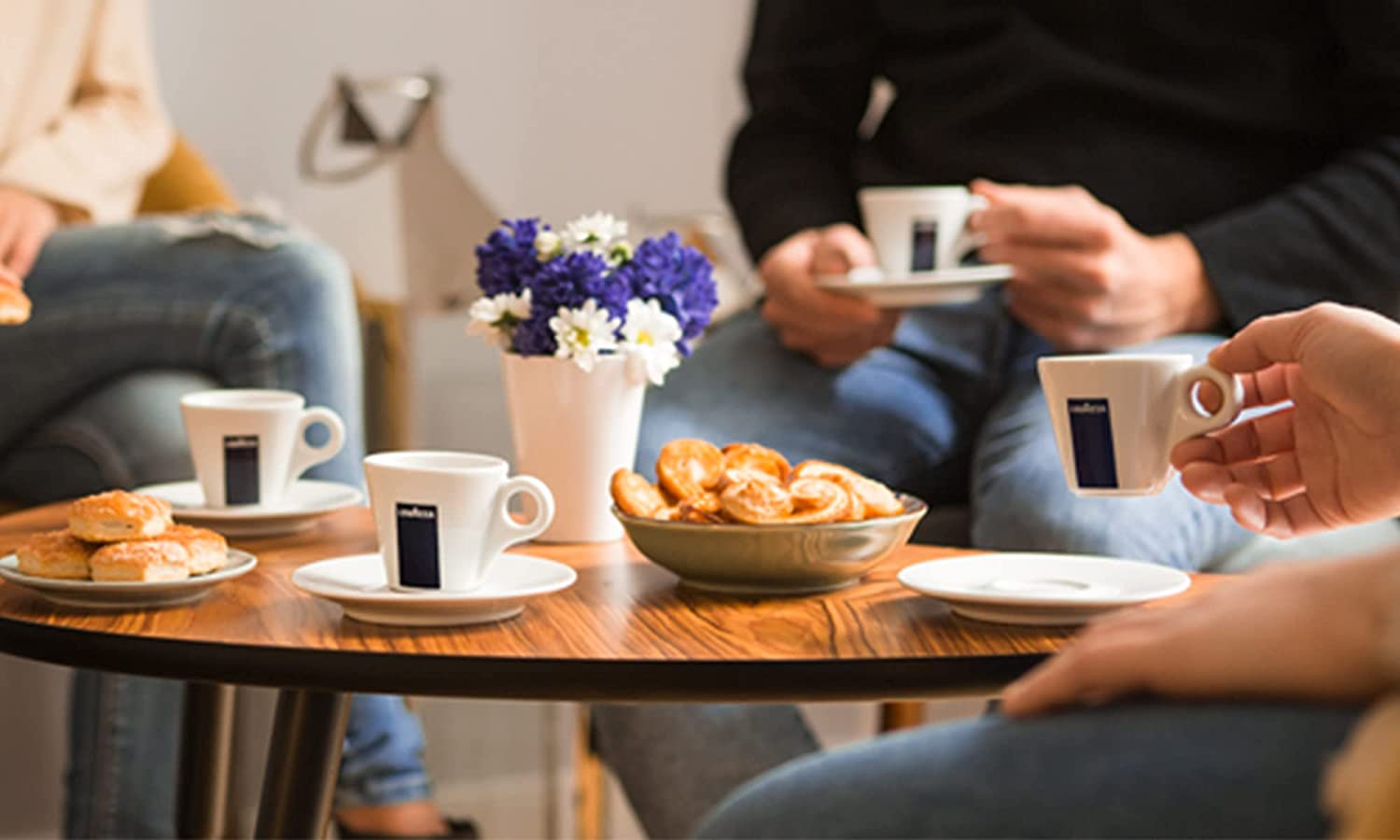 Dek Whole Bean Coffee Blend, Decaffeinated Dark Espresso Roast, 1.1-Pound Bag , Authentic Italian, Blended and Roasted in Italy, Creamy with Smooth Flavor and Exceptional Aroma