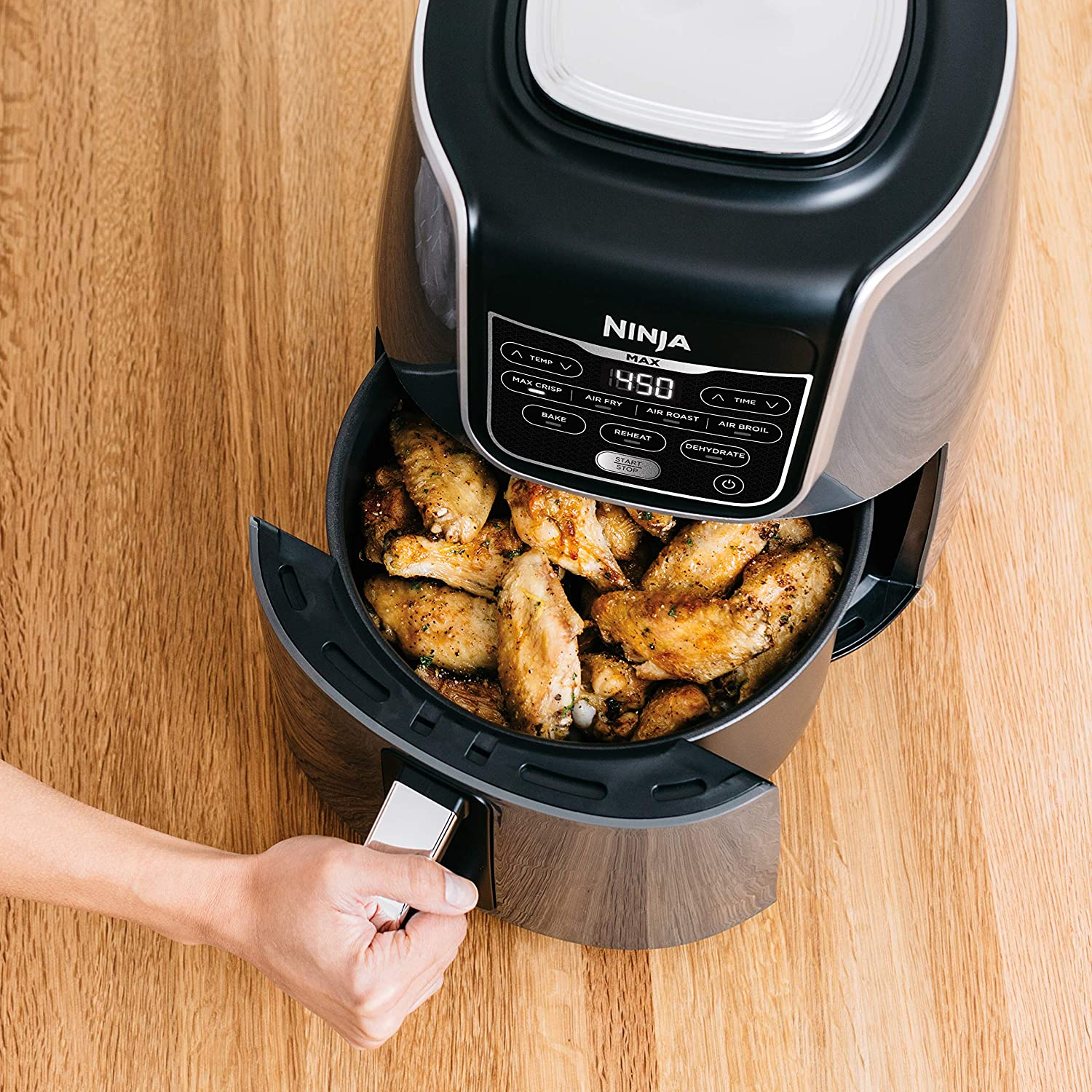 AF161 Max XL Air Fryer That Cooks, Crisps, Roasts, Bakes, Reheats and Dehydrates, with 5.5 Quart Capacity, and a High Gloss Finish, Grey