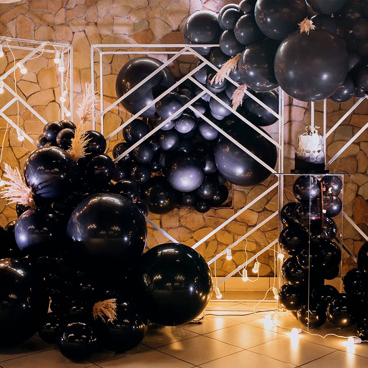129Pcs Black Balloons Latex Balloons Different Sizes 18 12 10 5 Inch Party Balloon Kit for Birthday Party Graduation Baby Shower Wedding Holiday Balloon Decoration