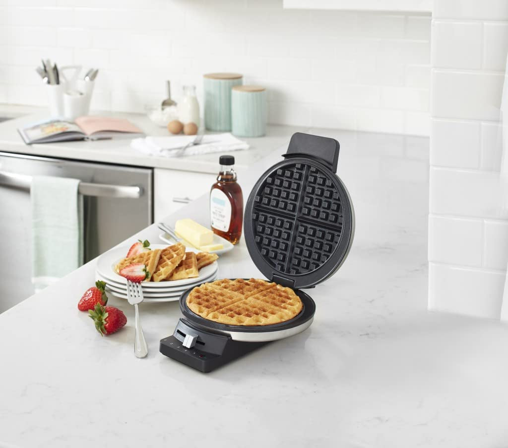 WMR-CAP2 round Classic Waffle Maker, Brushed Stainless