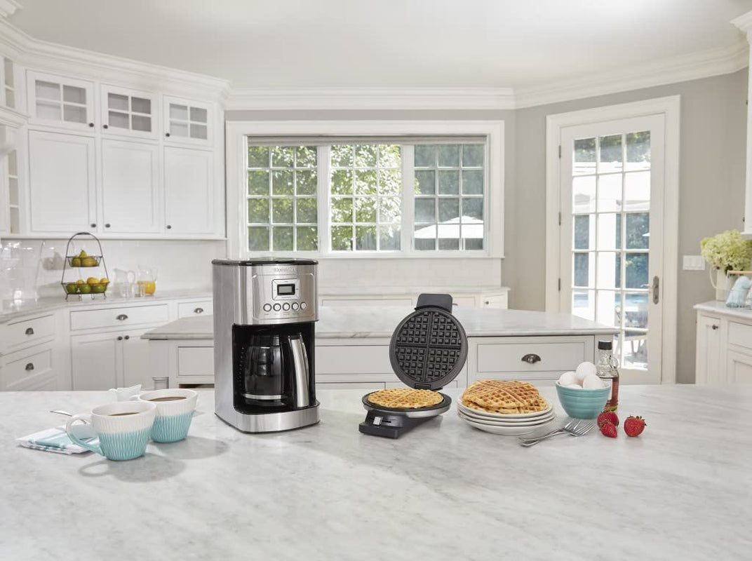 WMR-CAP2 round Classic Waffle Maker, Brushed Stainless